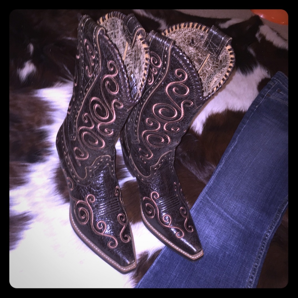 Ariat Chocolate Brown Shelleen Boots Like New